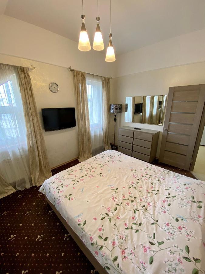 Ferienwohnung Gali Apart Odessa Exterior foto